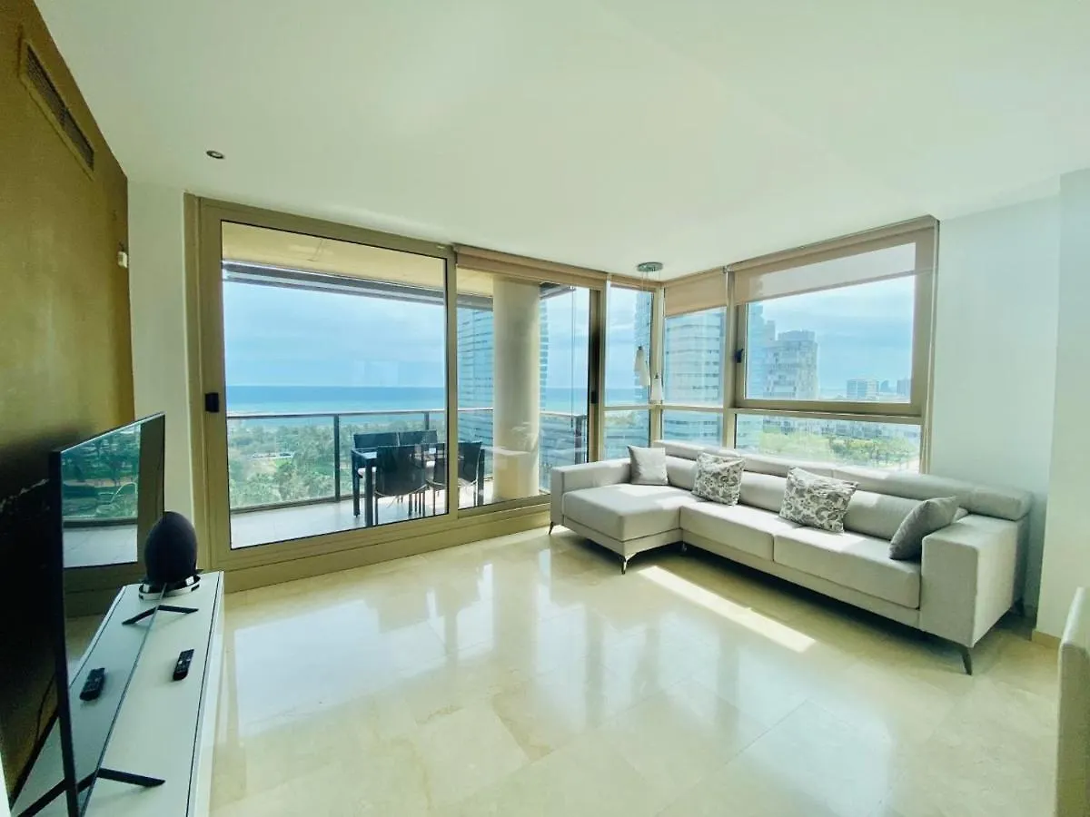 Akira Flats Diagonal Mar Apartments Barselona 0*,